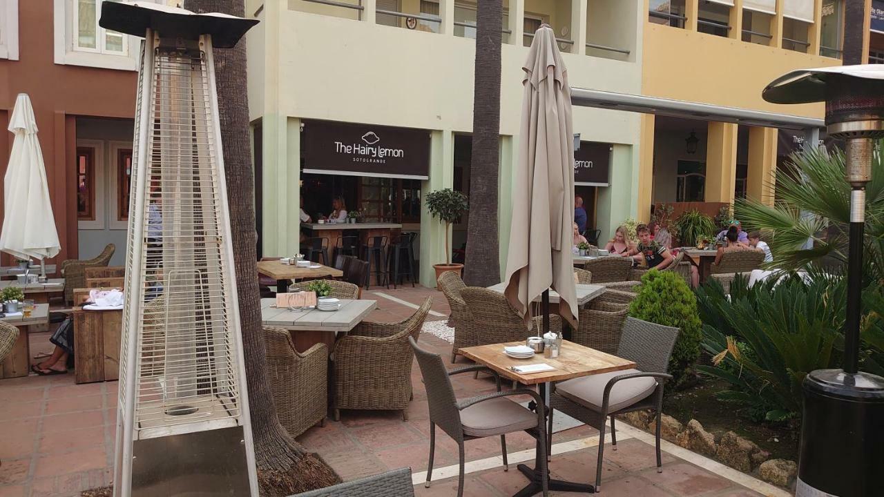 Casares Del Sol Penthouse Apartamento Exterior foto