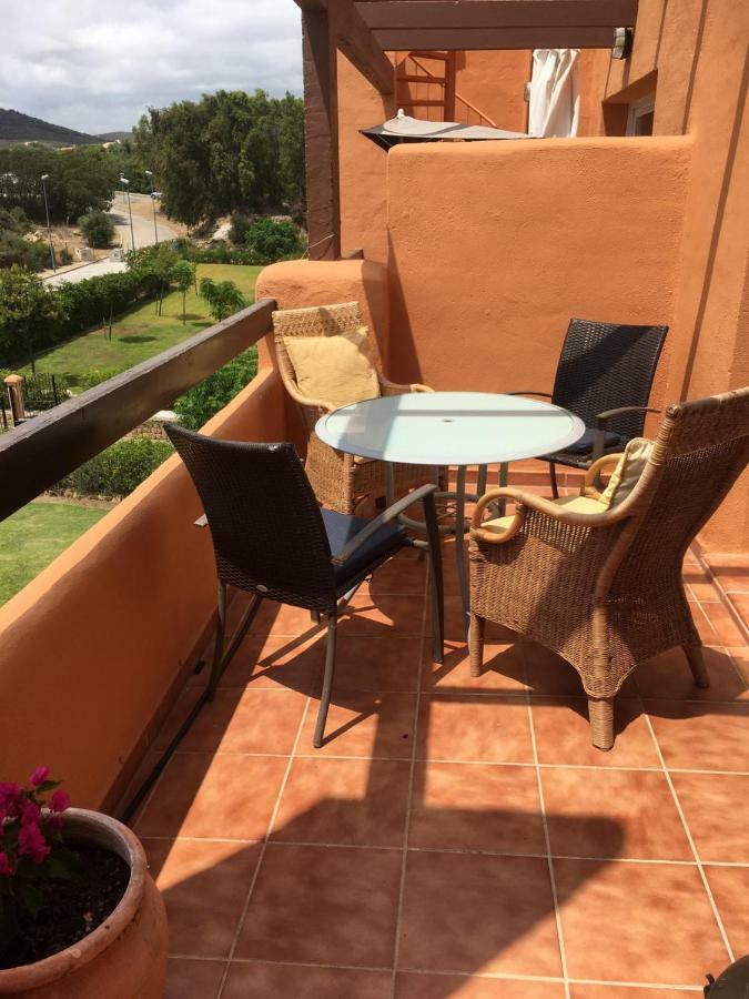 Casares Del Sol Penthouse Apartamento Exterior foto