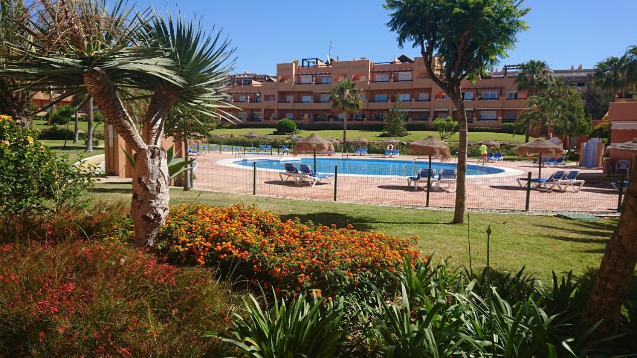 Casares Del Sol Penthouse Apartamento Exterior foto