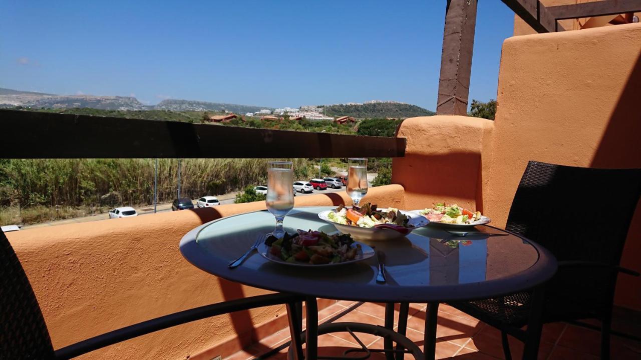 Casares Del Sol Penthouse Apartamento Exterior foto